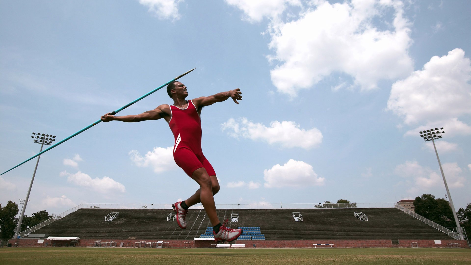 社区互动：粉丝自己制作的精彩投篮集锦，自制投篮器制作方法